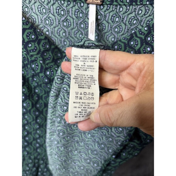 Free People Green and Blue Geometric Pattern Ruffle Skirt Sz 2 - Picture 7 of 7